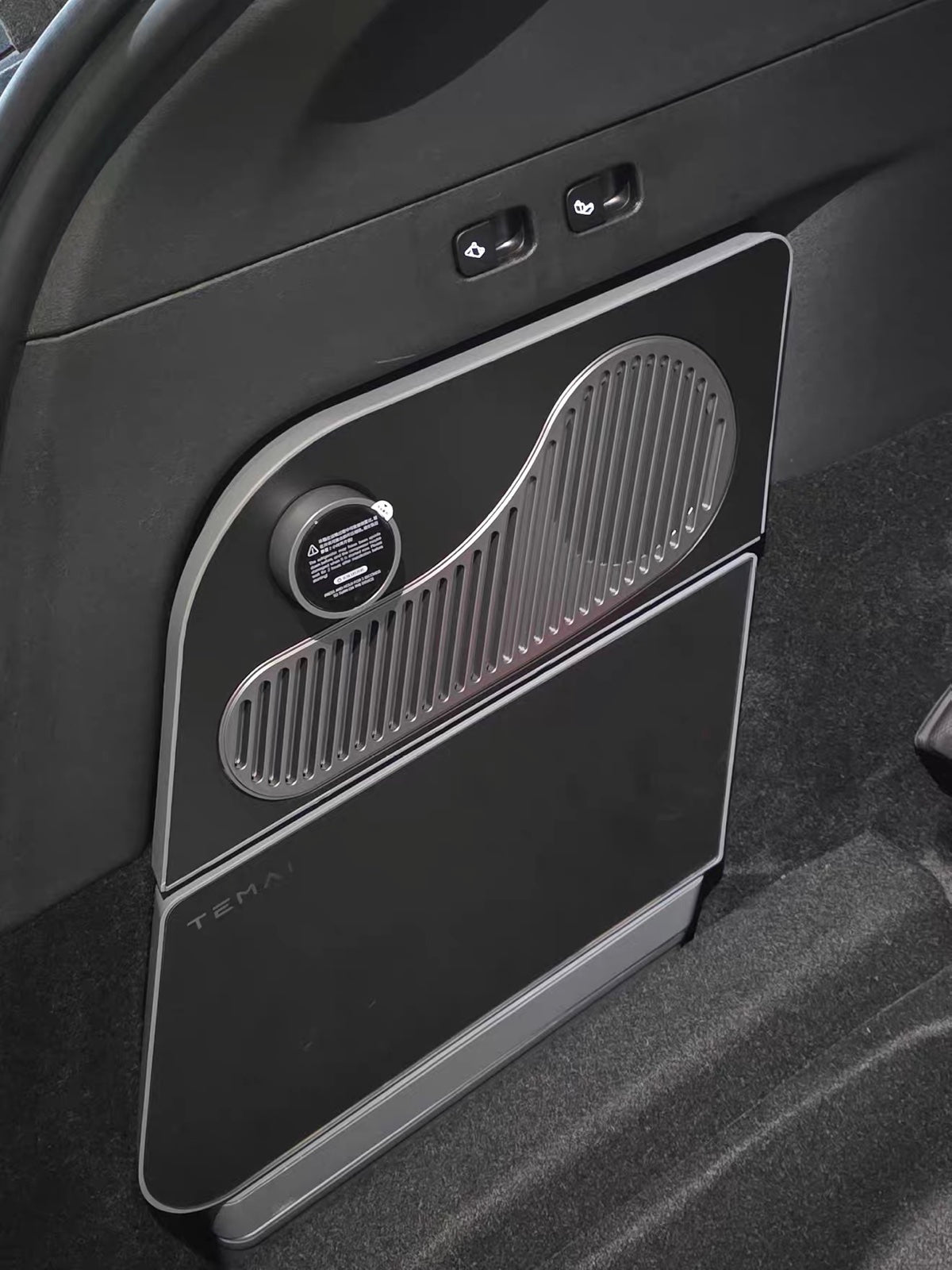 Panel closed, drawer front