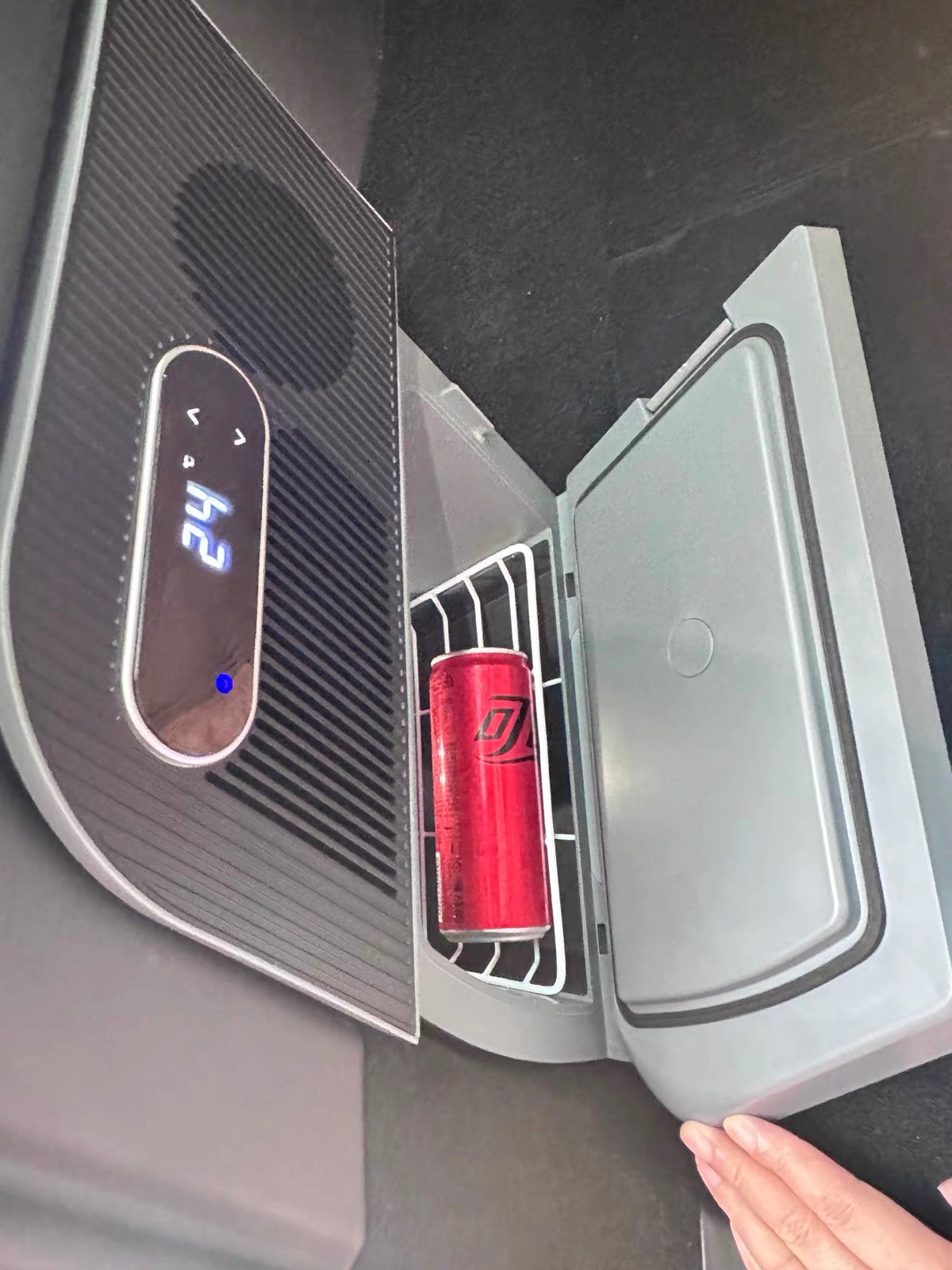 Display at 24 °C, first can in